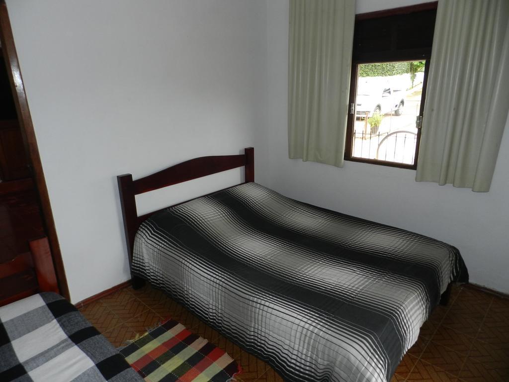 Pousada Hospedaria Santa Clara Santa Rita de Jacutinga Room photo